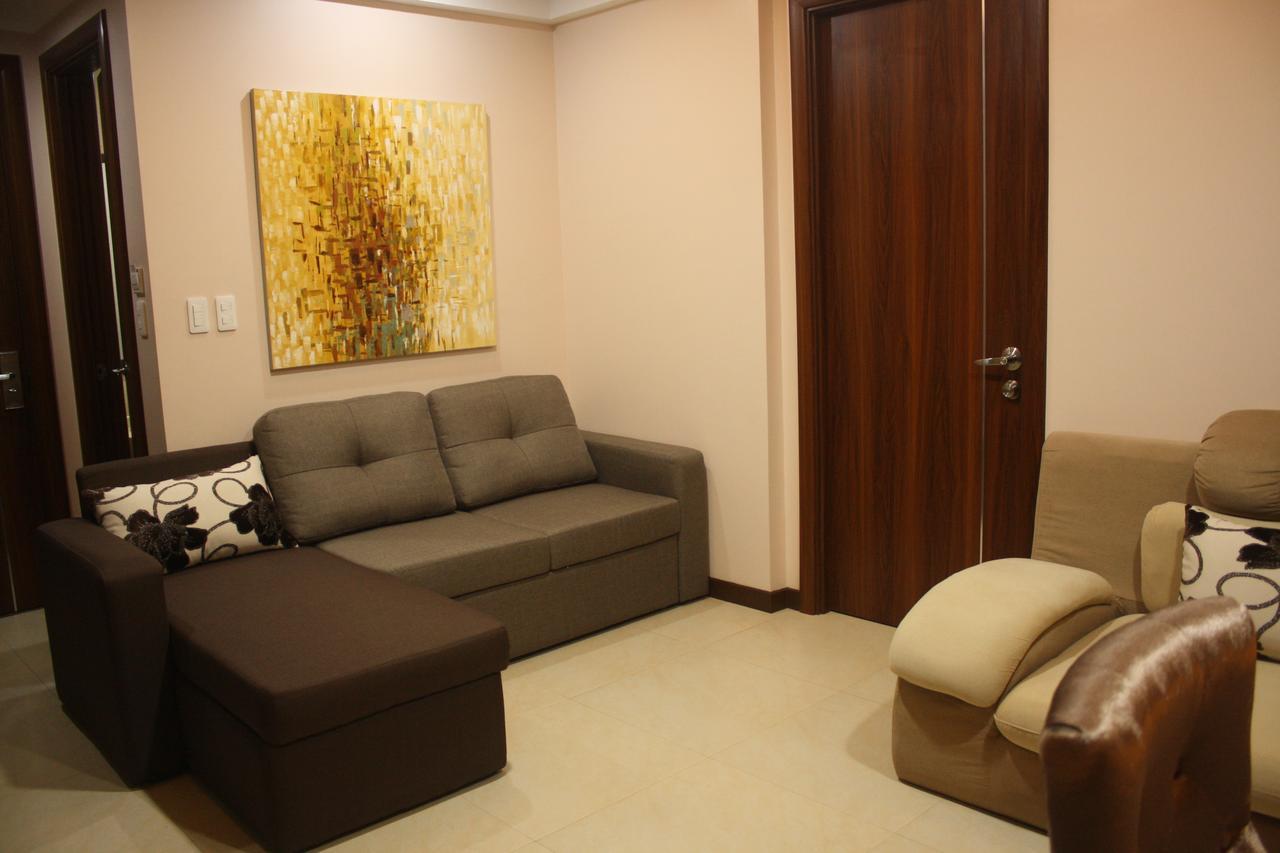 Kew Hotel Tagbilaran Екстер'єр фото