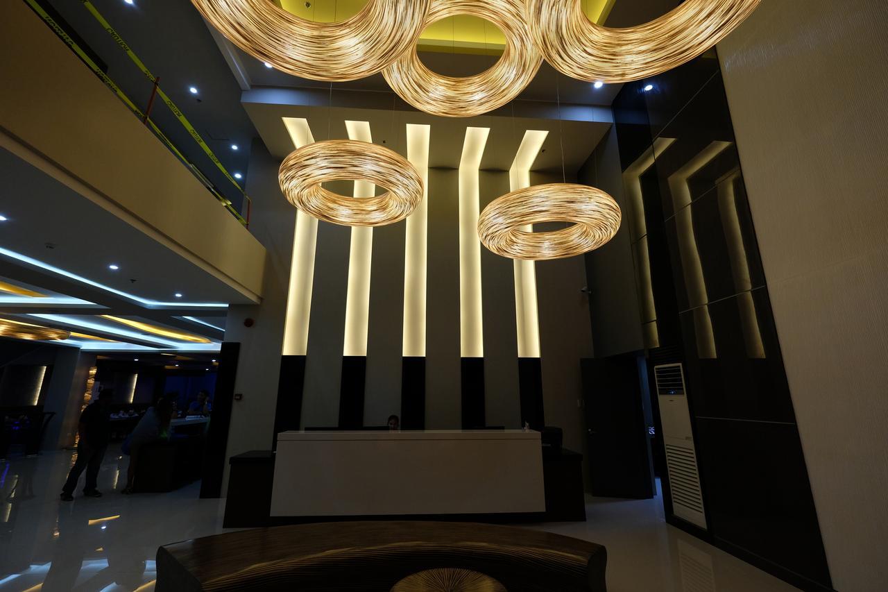 Kew Hotel Tagbilaran Екстер'єр фото